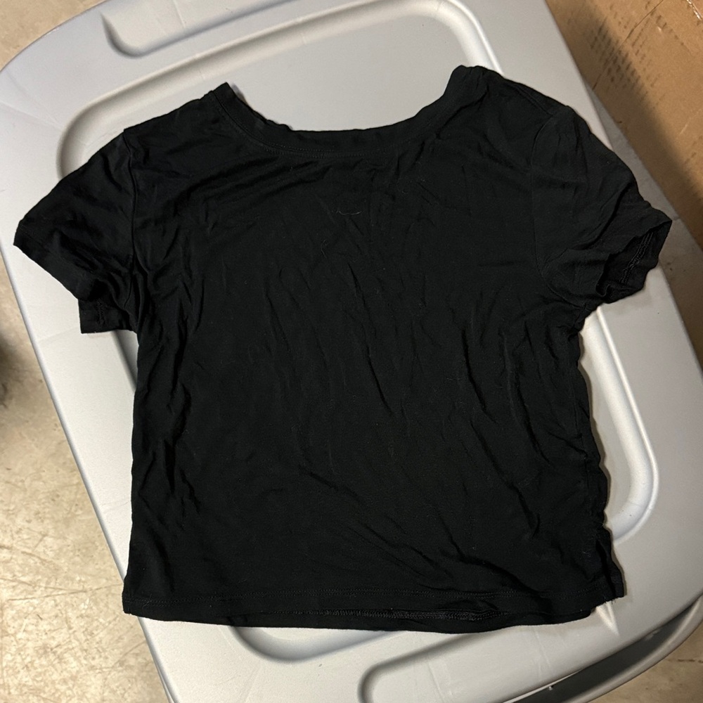 American Eagle Outfitters Black Short Sleeve Tee